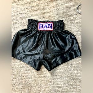 Mui Thai shorts size LG